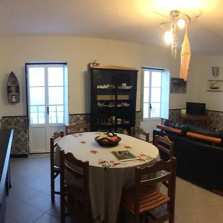 Casa Dom Fuas * Назаре